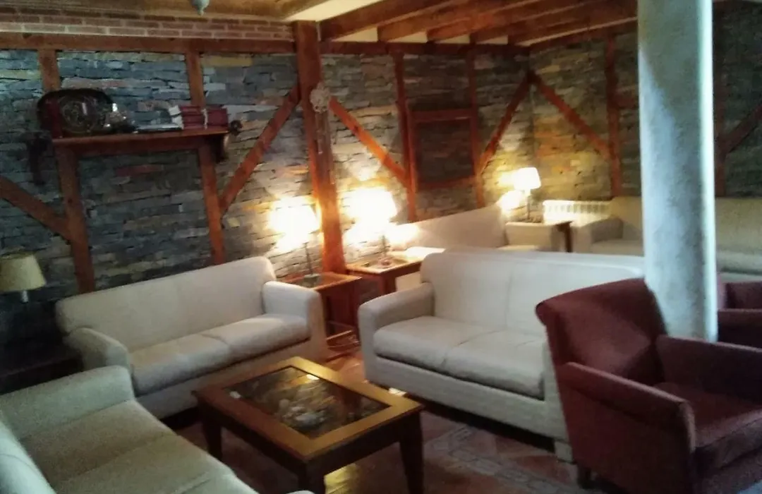 Caserón Trastamara-1